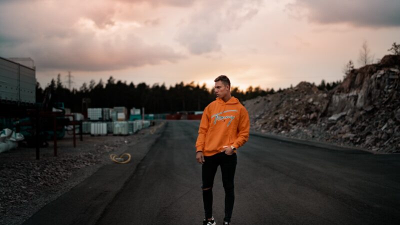 Joggingtrøje: Den Uundværlige Del af Din Sportsgarderobe